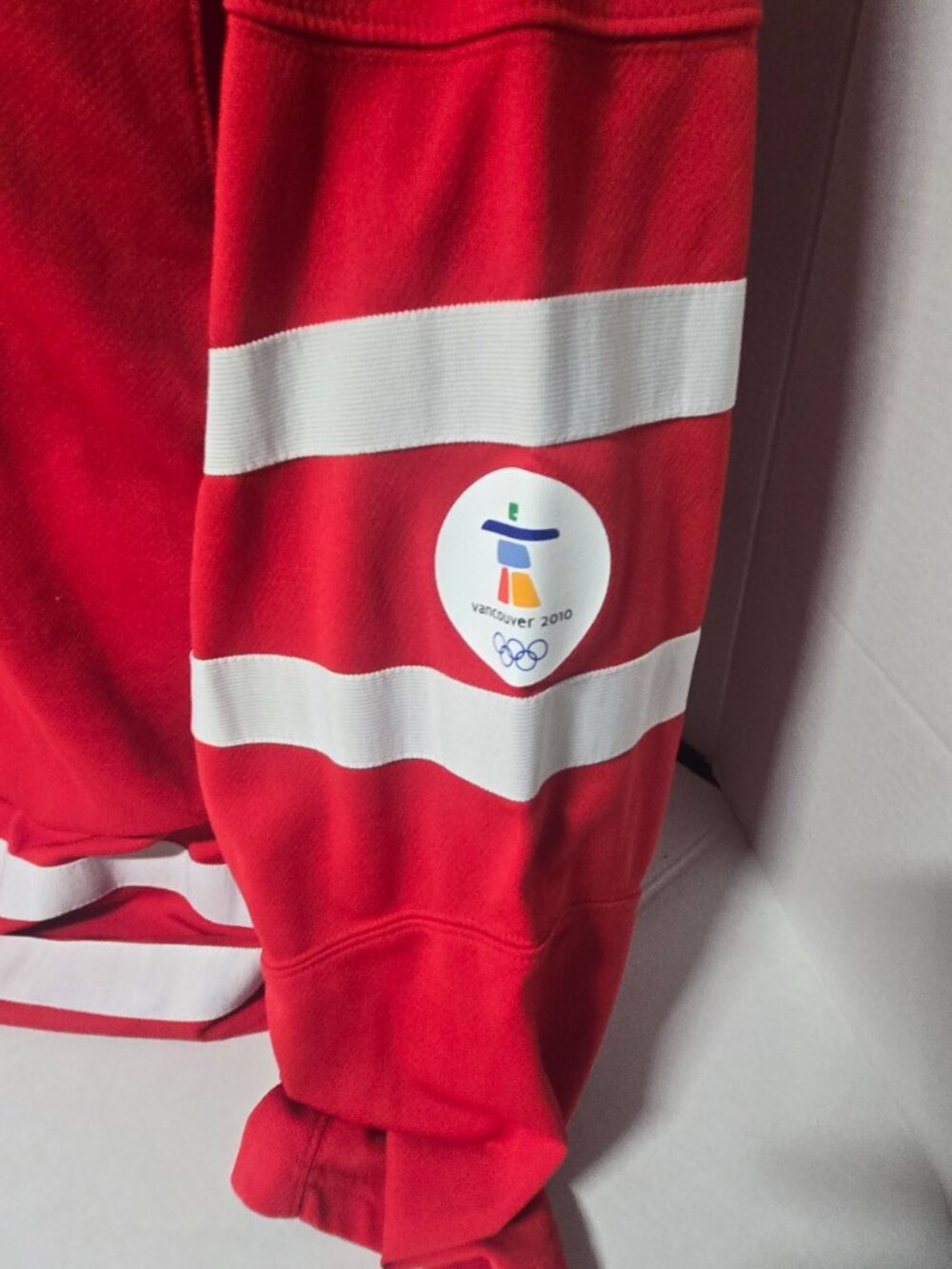 🇨🇦 Team Canada Vancouver 2010 Olympic Hockey Jersey – Men’s Large - Picture 3 of 16